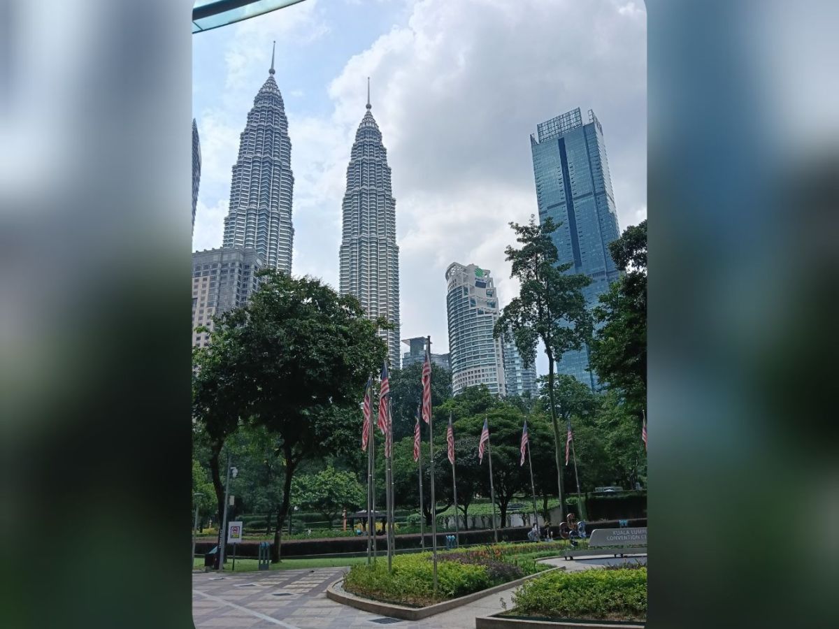 Plaza Low Yat, Sushi & the Petronas Twin Towers: The Perfect Day 2 in Kuala&nbsp;Lumpur
