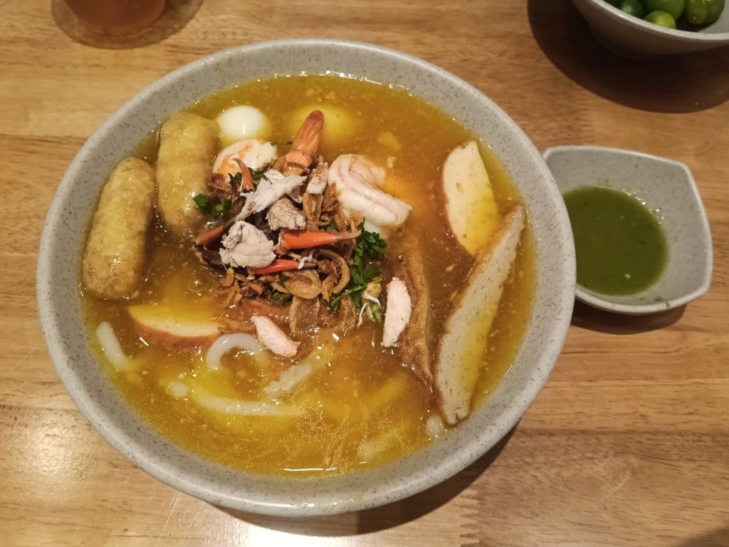 Crab Shooting in Phnom Penh: The Special Bowl That Has It&nbsp;All
